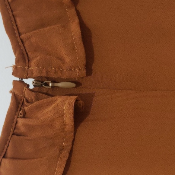 NWT Honey Punch V-Neck Mini Dress Ruffle Collar Empire Waist - Picture 3 of 13